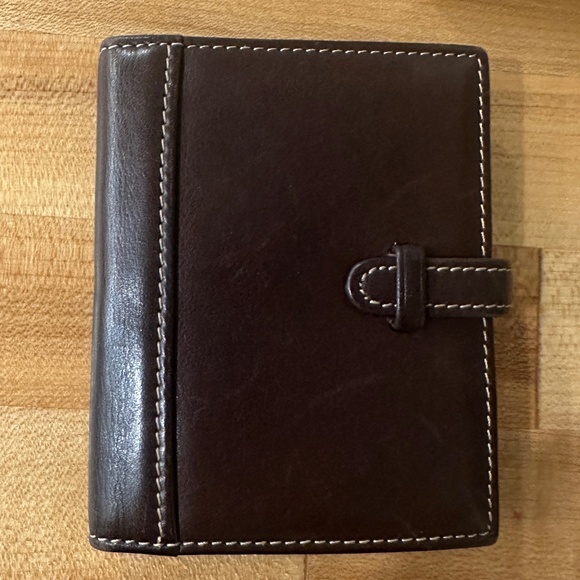 VTG Coach dark brown leather business card/credit card case w/white stitching - Picture 1 of 12